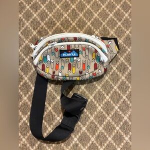 KAVU Arrow Print Belt Bag - Multicolor